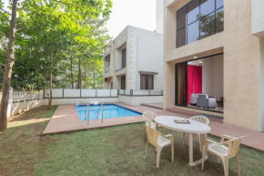StayVista's Greenwoods Villa 6 - City-Center Villa with Private Pool, Terrace, Lift & Ping-Pong Table